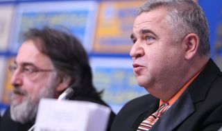 Доц. Спас Ташев: Заев е търговец на дребно