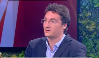 Крум Зарков: Новата власт правилно дефинира проблемите, но остави решаването им за наесен