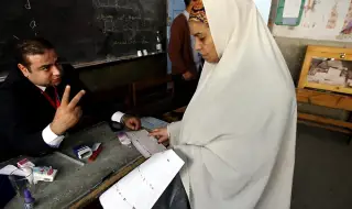 Проправителствените партии печелят парламентарните избори в Египет