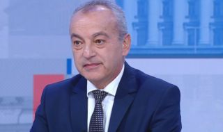 Гълъб Донев: Бизнесът и гражданите да са спокойни, че всички цени са под контрол на регулатора и са поносими 