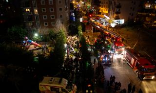 Военен хеликоптер се разби в Истанбул