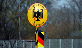 Германия затваря граници заради мутациите