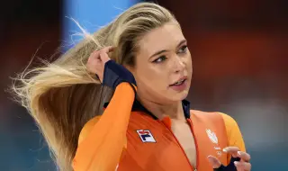 Олимпийската звезда Юта Леердам разгорещи социалните мрежи със секси плажни снимки