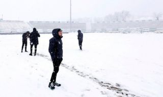 Отложиха Ботев Враца - Лудогорец заради обилен снеговалеж