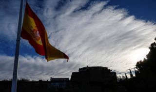Премиерите на Испания и Каталуния разговаряха по телефона
