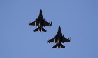 Украински летец със съкрушителна критика към НАТО заради F-16: Умишлено дават на руснаците време да се подготвят!