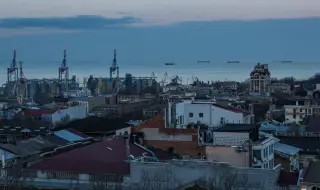 След натиск от САЩ: Киев обеща мир за петрола в Черно море