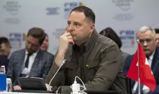 Уволненият Ермак запазил поне десет позиции в украинския държавен апарат