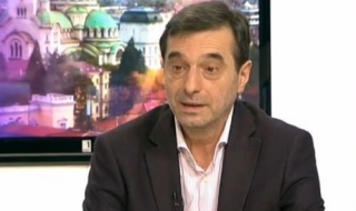 Манолов: Има нещо гнило с винетките