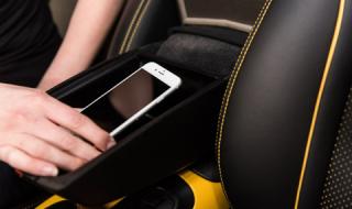 Nissan предлага цифров детокс за шофьорите
