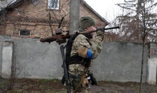 Безсмислено е да се доставя тежко оръжие на Украйна