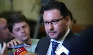 Даниел Митов: Готов съм да поема поста на външен министър. Г-н Главчев се обади първо на мен
