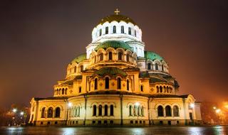 Петиция за преименуване на катедралата „Александър Невски“