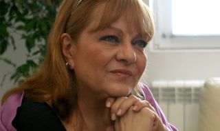 Богдана Карадочева няма да си върне половината милион лева
