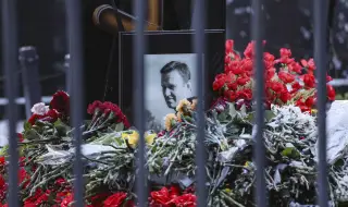 WSJ: Навални е бил напът да бъде освободен, но умира часове преди това