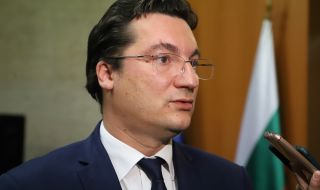 Крум Зарков: Случващото се в прокуратурата е неприлично, но съвсем не и неочаквано