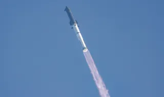 Необичайна активност на Starlink се наблюдава над Русия