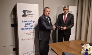 Министър Адемов: Готови сме за сключване на споразумение с Азербайджан за пенсионните права на гражданите