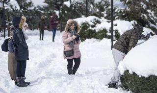 Жега и сняг едновременно в Турция