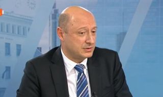 Финансовият министър: Не можем да си позволим да харчим нещо, което нямаме