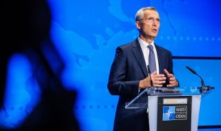 Пациентът НАТО. И едно страшно подозрение