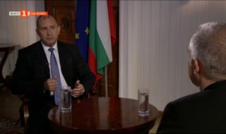 Протестиращите ще бранят Радев от провокатори пред сградата на БНТ