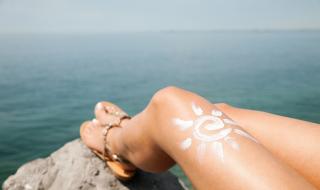 Какво се случва под кожата ни при слънчево изгаряне?