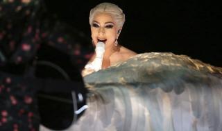 Лейди Гага стяга куфари за Вегас (ВИДЕО)