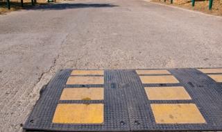 Крадат ток с легнали полицаи