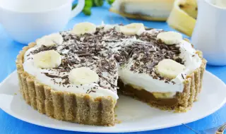 Рецепта на деня: Торта с меденки и банани