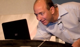 Шефът на Amazon: Първата ни продажба бе в България (видео)