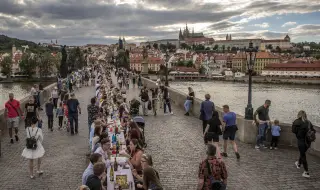 Prague: Mass tourism has displaced Czechs from their own city 