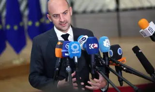 Френският външен министър отчете конструктивен напредък в преговорите за мир в Украйна