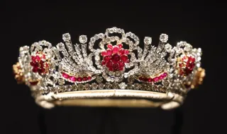 Сватбените диадеми на европейските кралски фамилии
