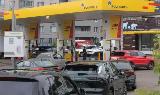 New Ukrainian attacks, two key Russian ports targeted 