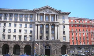 Управляващите се събират на коалиционен съвет заради оръжието за Украйна