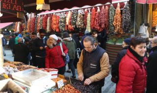 Проверки за цените на основни продукти в Турция