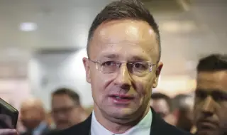 Унгарският външен министър в Москва за икономическо сътрудничество с Русия