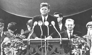 8 ноември 1960 г. Джон Кенеди е избран за 35-и президент на САЩ
