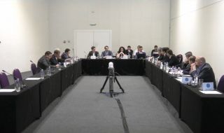 Преговорите за кабинет продължават с тема "Електронно правителство" ВИДЕО