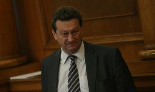 Таско Ерменков: Интерконекторът с Гърция е направен така, че да не стане