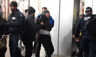 Десетки арестувани при пропалестински протести на две от най-големите летища в САЩ ВИДЕО