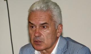 Отложиха за пореден път делото срещу Сидеров