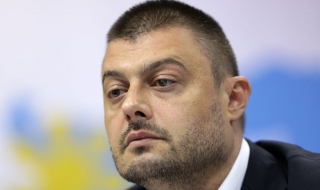 Бареков иска оставката на Искров, ако не излезе с одита на КТБ в понеделник