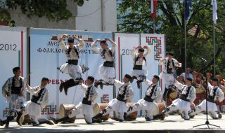 Кюстендил отново домакин на 18-я фолклорен фестивал “Сребърна пафта”