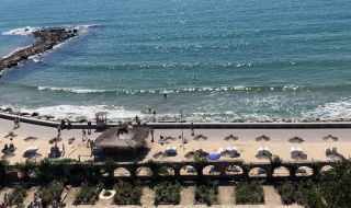 Очаква се туристическият персонал да е ваксиниран до края на май