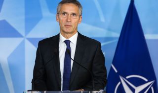 Йенс Столтенберг: Зеленски е поканен на срещата на върха на НАТО в Мадрид 