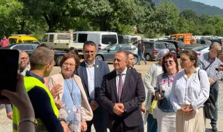 Министър Иванов: В четвъртък ще бъде пуснато движението по пътя Мездра - Ботевград