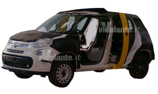 FIAT 500 става ван