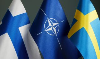 Финландия и Швеция трябва да се присъединят към НАТО заедно